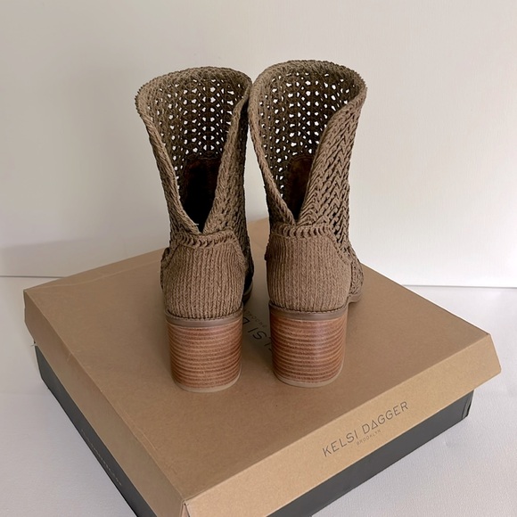 KELSI DAGGER BROOKLYN EMERY WOVEN BOOTS - Picture 7 of 10